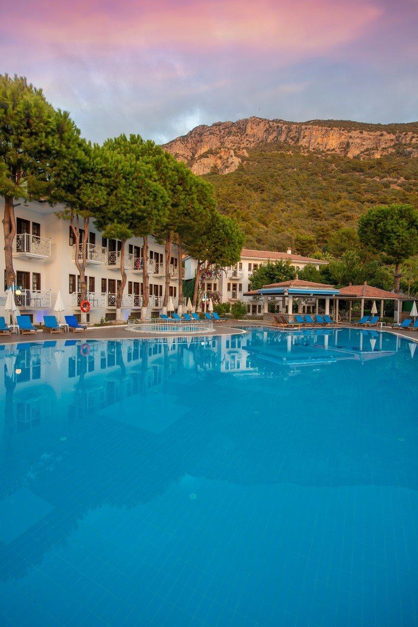 White Hotel Oludeniz Exterior photo