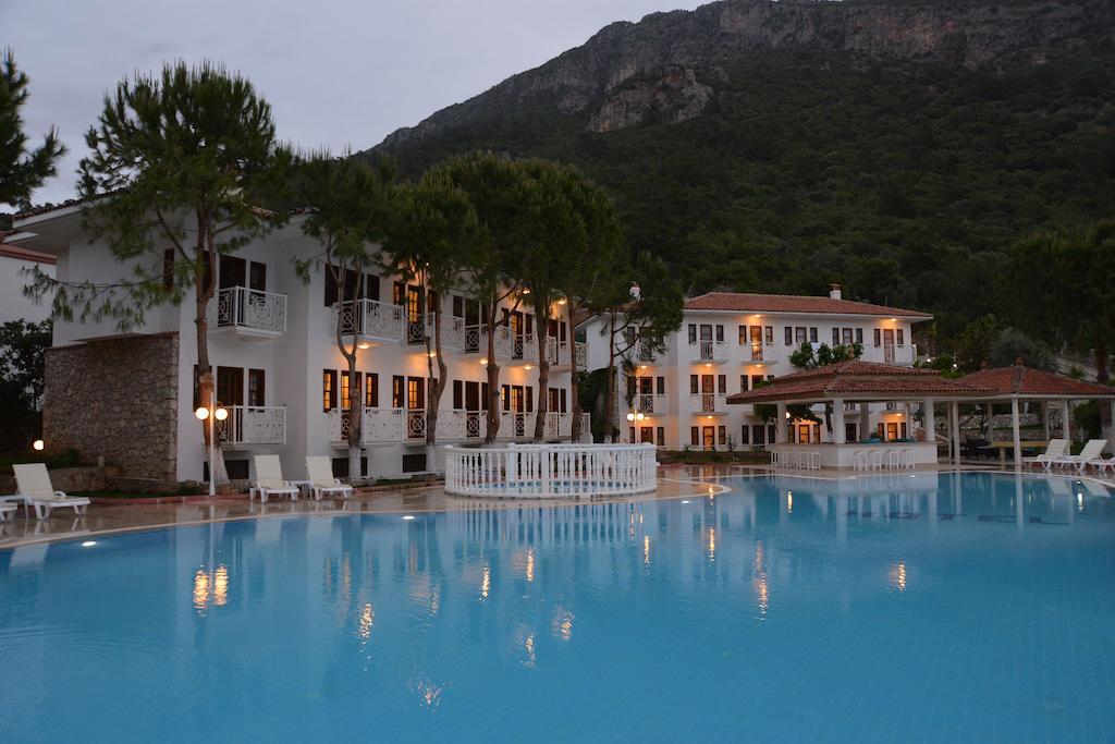 White Hotel Oludeniz Exterior photo